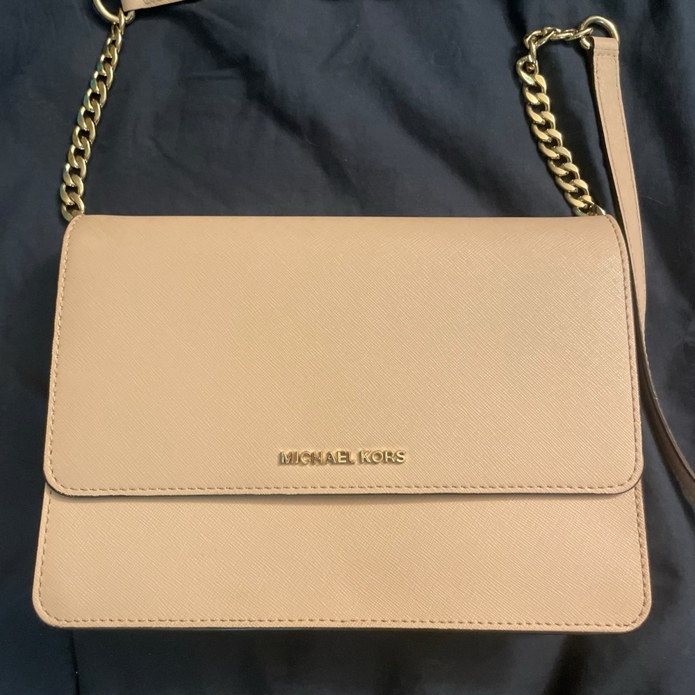 Michael Kors Daniela Large Saffiano Crossbody Soft Pink Gold Hardware 3 pockets